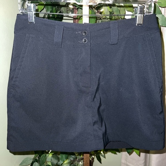 NIKE GOLF Black Skort with Shorts Size 4 Dri-fit - Picture 1 of 5